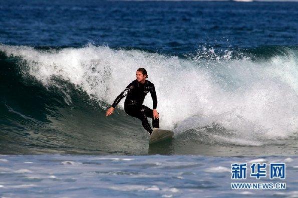 大丛林度假村逃生