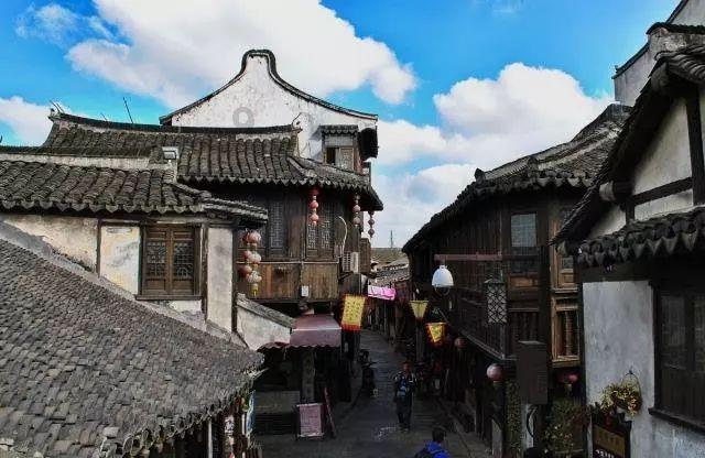 今年是2023年上半年有181天下半年有多少天？游戏画面